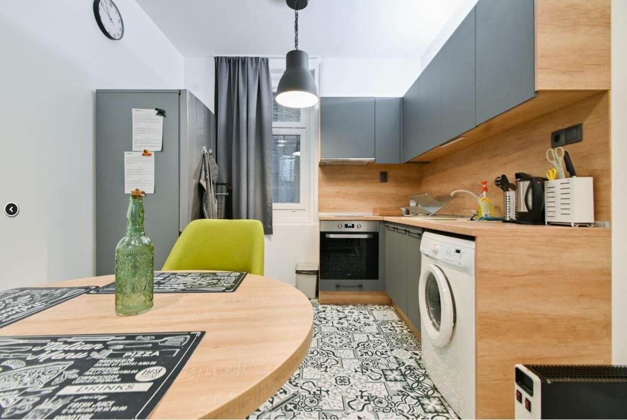 Apart Hotel Roma София Екстериор снимка
